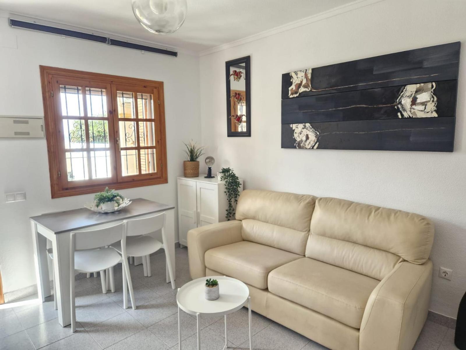Casa Chloe, Urbanizacion Privada Villa Torrevieja Bagian luar foto